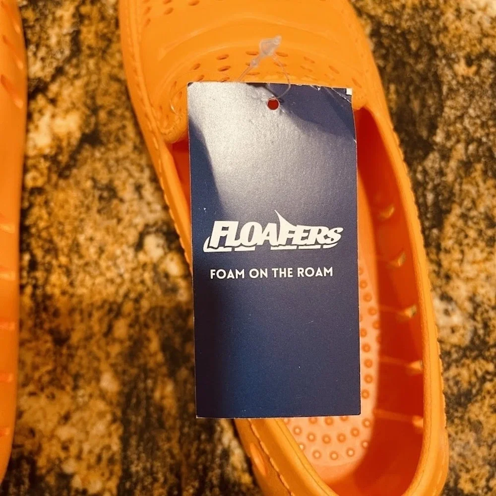 Floafers Country Club 4 Shoes Mens Size 8D Russet‎ Orange Gum Waterproof Loafers